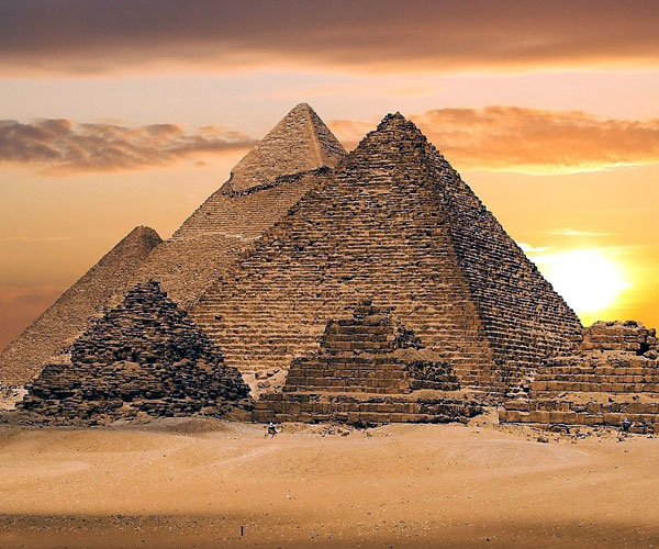 పిరమిడ్స్ (Pyramids of Giza) | Maldive Islands photos | beautiful places | Photo of 0