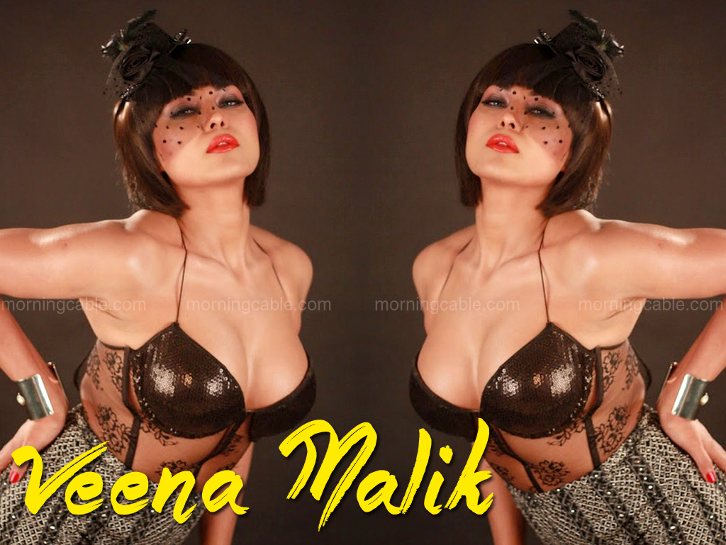 Veena Malik Hot Wallapers | Photo 1of 3 | Veena Malik Wallpapers | Veena Malik First Look Wallpapers