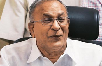 Jaipal, Telangana MPs stay away from FDI meet