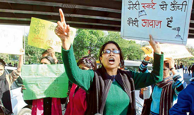 delhi gangrape: to stop rapes, home minister sushil kumar shinde targets buses, mum on gunning for criminals in city 