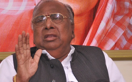 senior leaders fire on sharmila 
