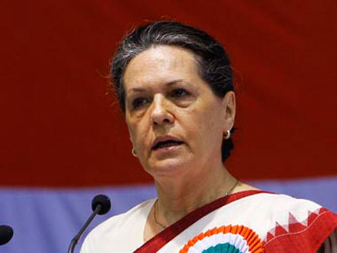  Sonia Gandhi asks partymen to focus on unity