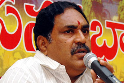 telangana leaders fires on vundavalli arun kumar