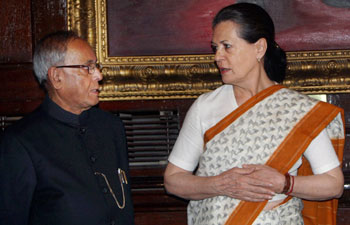 ranab thanks Sonia, says She, PM will decide new FM 
