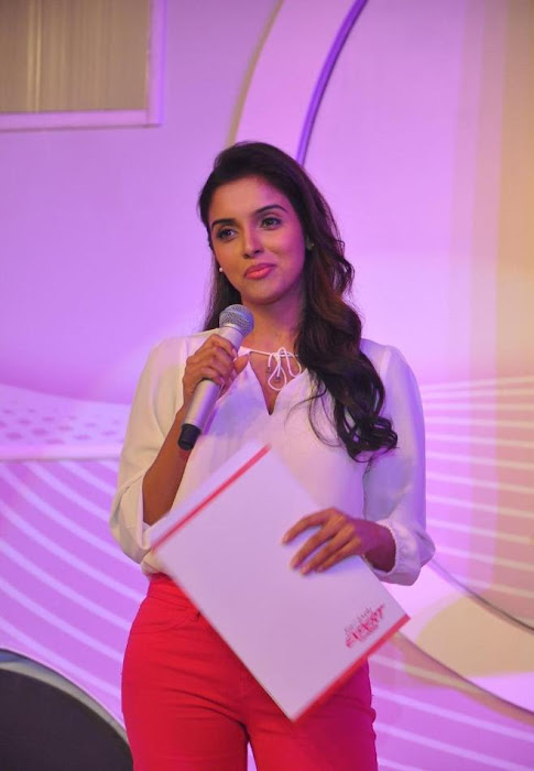 asin-at-fair-and-lovely-expert-express-launch-4
