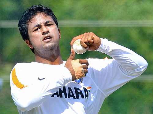 time for harbhajan to make way for pragyan ojha