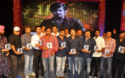 fan crushed to death at audio release of jr ntrs baadshah