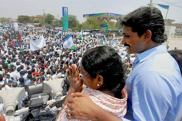 Jagan's mother, Vijayamma to hit bypoll campaign trail today