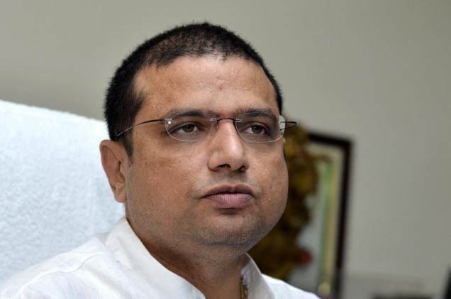 Minister Sridhar finds fault with Censor Board over 