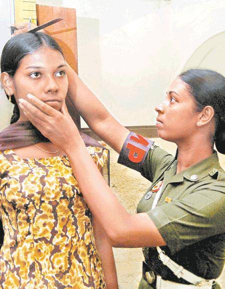 Sri Lankan Army to recruit Tamil women 