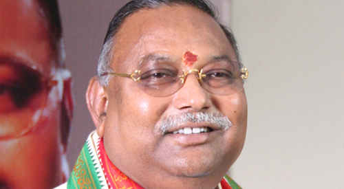 Rayapati reiterates vow to donate land to TTD