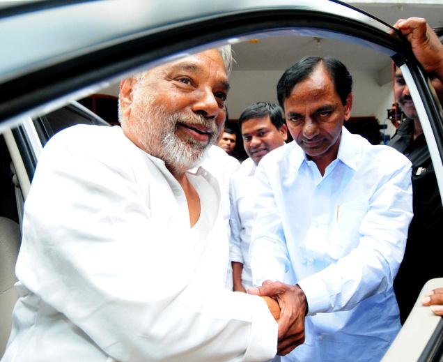 Congress MPs mull front for Telangana