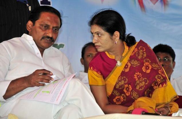 Revanth Reddy and Minister DK Aruna 