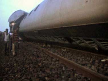 Chennai-bound Kaveri Express train derails in Andhra Pradesh 