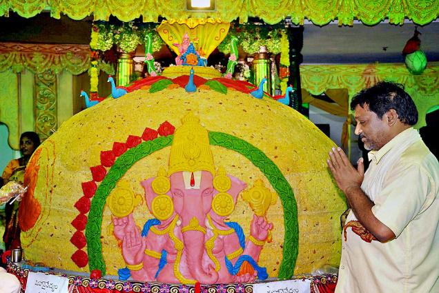 6,300 kg Tapeswaram laddu creates record