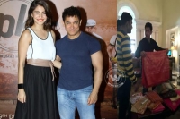 Aamir khan buys saree for anushka sharma