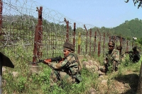 Pakistan militants attacked on india at boarder