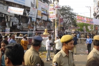 Bomb threat for saibaba temple in dilsukhnagar