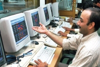 Sensex hits 30 000 on repo rate cut