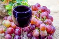 Grapes health benefits heart problems bones teeth strong