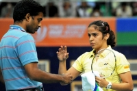 Indian badminton star saina nehwal not interested to work with gopichand again