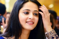 Anushka shetty recieves admires from co actresses