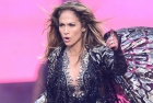 Jennifer lopez exit from world cup opening