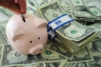 Financial tips to save money for future