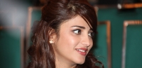 Sruthi hasan in dubai