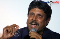 India has only 25 percent of chances says kapil dev