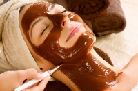 Chocolate therapy for face