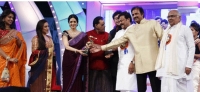 Eye feasting tsr national cine awards at hyderabad