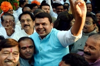 Bjp chooses devendra fadnavis as maharashtra cm