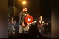 Singer atif aslam stops concert mid way to rescue girl