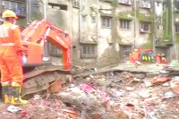 Death toll rose to 39 in bhiwandi building collapse near mumbai