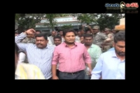 Chintu royal surenderd himself in chottoor court