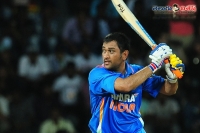 India captain ms dhoni sets another world record