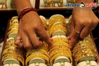 Gold prices can crash to rs 20 500