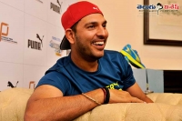 Yuvraj disappointed with gayle