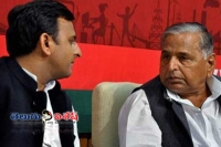 Mulayam singh differs with akhilesh yadav after alliance talk