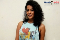 Mumaith khan item song in dictator