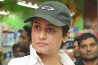 Namrata shirodkar for siddapuram village