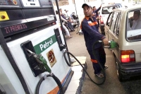 Petrol prices could go as low as rs 30 in another five years