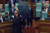 Pm pelted with eggs in parliament