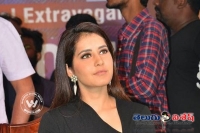 Raashi khanna pair with raashi khanna