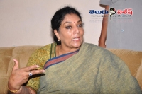 Renuka chowdary satires on uttam kumar reddy