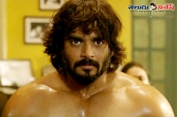 Madhavan saala khadoos official trailer