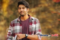 Tholi prema first week collections