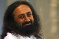 Shocking tweets on art of living foumder sri sri ravishankar