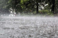 Weather alert heavy rain to lash over telugu states in next 48 hours